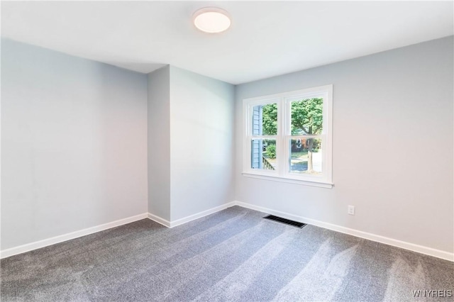 539 Windermere Blvd, Amherst, NY 14226 - spare room featuring dark colored carpet and baseboards