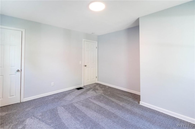539 Windermere Blvd, Amherst, NY 14226 - empty room featuring dark carpet and baseboards