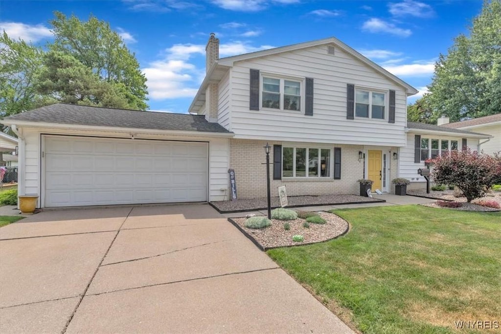 48 Woodbury Dr, Lockport City, NY 14094 - photo 1