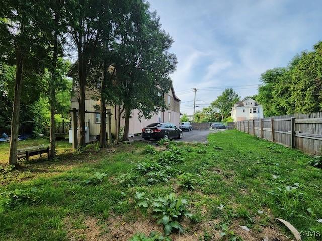 312 Richmond Ave Unit 314, Syracuse, NY 13204 - view of yard