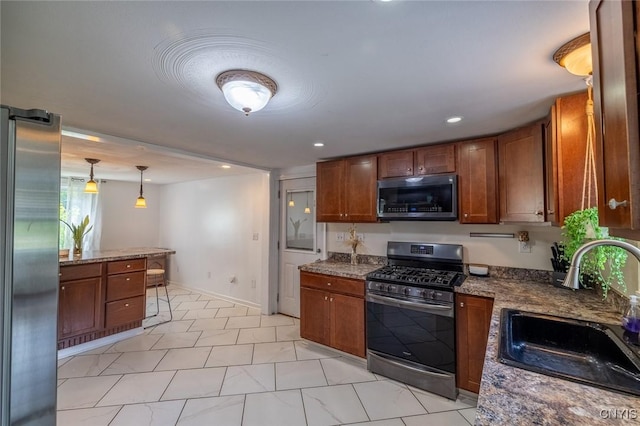 9426 Brewerton Rd, Cicero, NY 13029 - photo 3