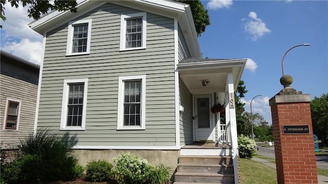 164 S Fitzhugh St, Rochester, NY 14608 - view of front of home