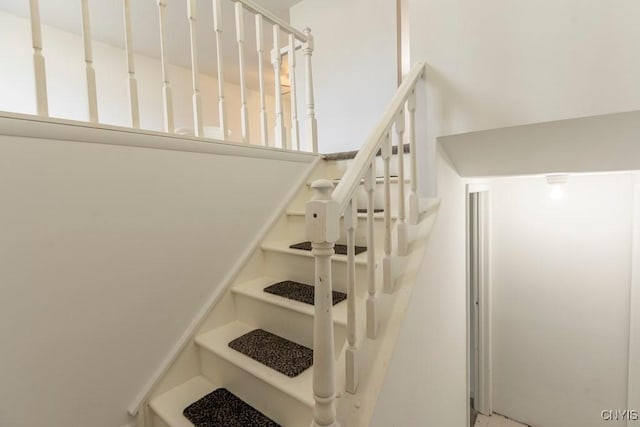 8405 Winterberry Way, Clay, NY 13090 - view of staircase