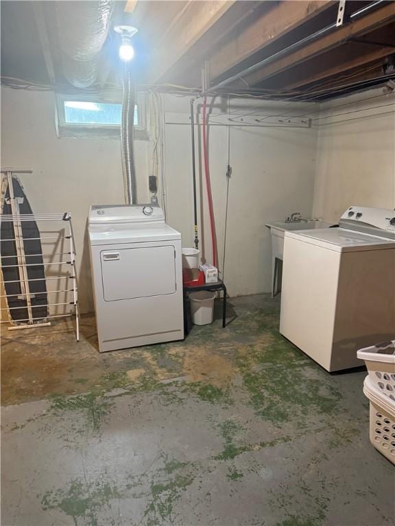 82 Winsor Cir, Elmira, NY 14905 - basement featuring washer and dryer
