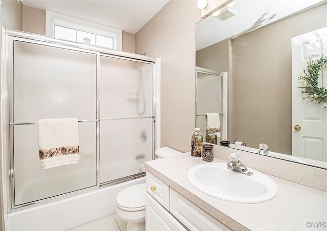 7991 Austrian Pine Cir, Pompey, NY 13104 - full bath featuring vanity and enclosed tub / shower combo