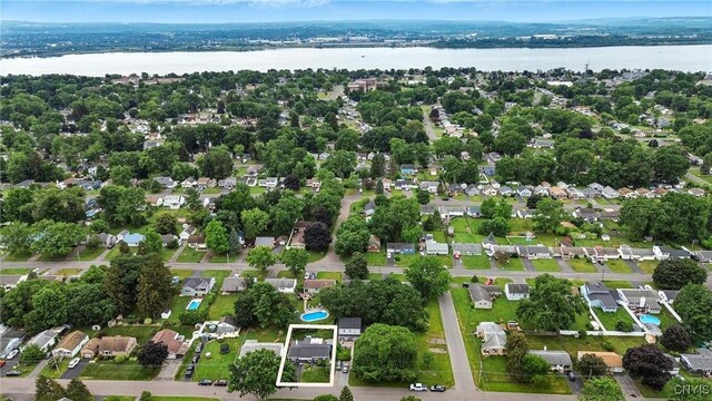 511 Drexler St, Salina, NY 13088 - aerial overview of property's location with a large body of water and property parcel outlined