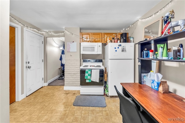 11 7th Ave, North Tonawanda, NY 14120 - kitchen with white appliances
