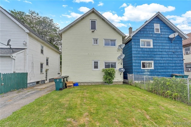 11 7th Ave, North Tonawanda, NY 14120 - back of house