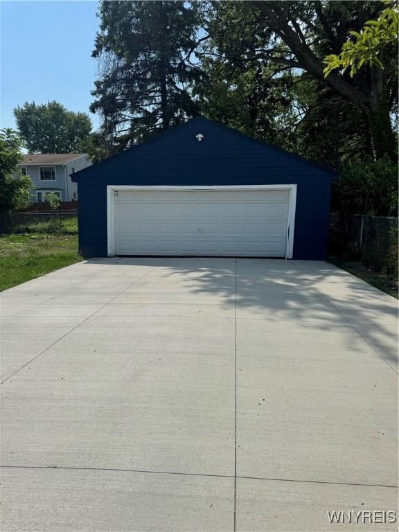 129 Brookside Dr, West Seneca, NY 14220 - view of detached garage