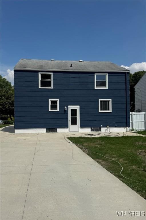 129 Brookside Dr, West Seneca, NY 14220 - rear view of house featuring a yard