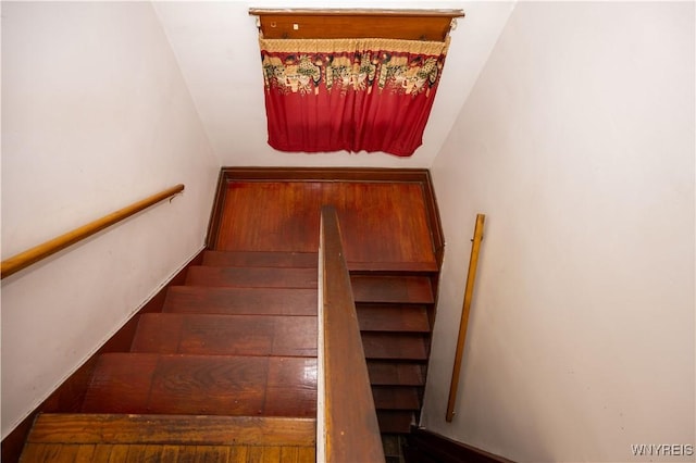 181 Ericson Ave, Buffalo, NY 14215 - view of stairs