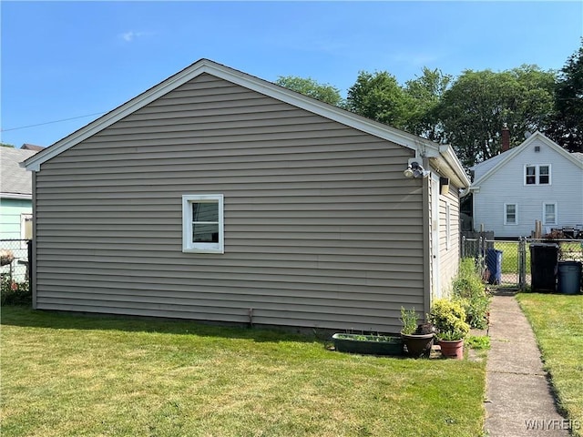 2461 Linwood Ave, Niagara Falls, NY 14305 - view of side of property with a gate