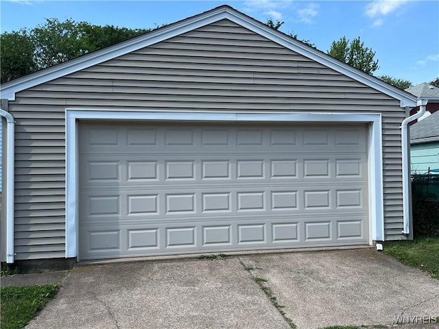 2461 Linwood Ave, Niagara Falls, NY 14305 - garage with driveway