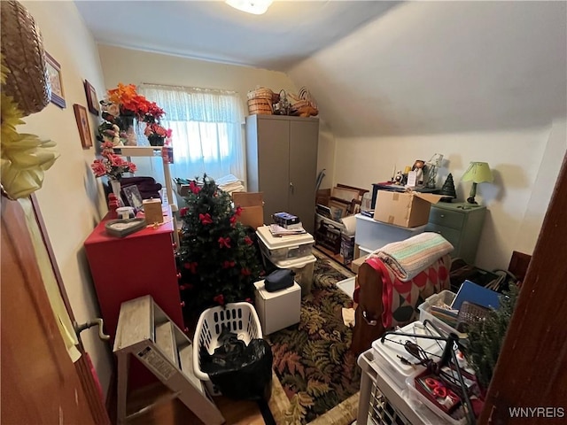 2461 Linwood Ave, Niagara Falls, NY 14305 - interior space featuring vaulted ceiling and wood finished floors