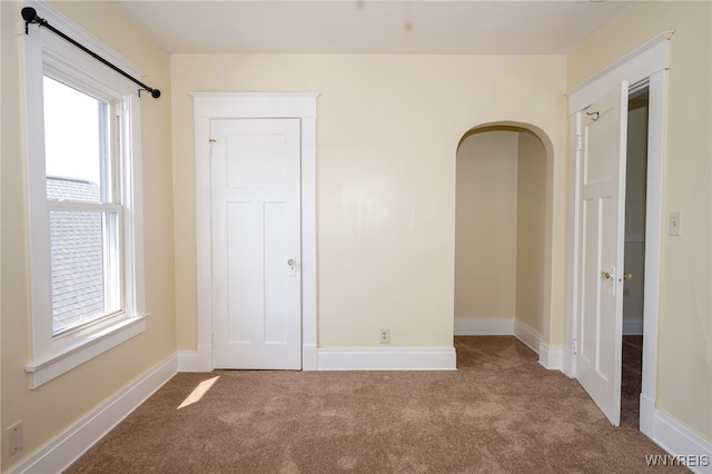 2363 Niagara St, Buffalo, NY 14207 - carpeted spare room featuring baseboards