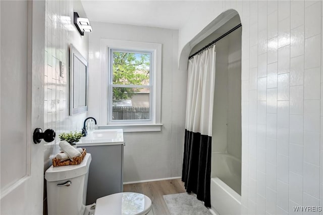 185 N Pleasant Pkwy, Cheektowaga, NY 14206 - full bathroom with wood finished floors, shower / tub combo with curtain, and vanity