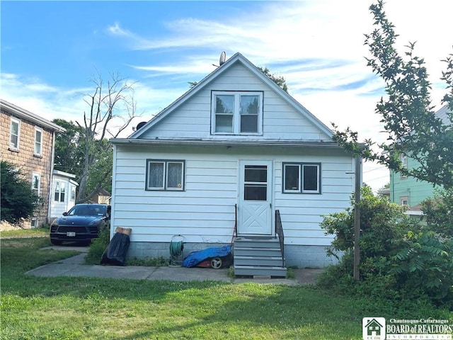 11 Elm St, Hanover, NY 14136 - rear view of house featuring entry steps and a yard