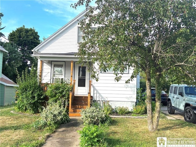 11 Elm St, Hanover, NY 14136 - view of front of home with a front yard