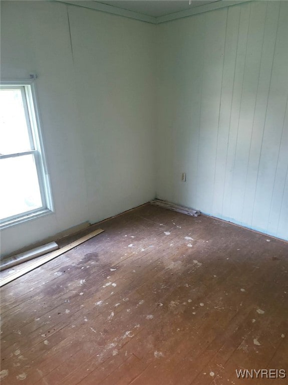 550 Spaulding St, Elmira City, NY 14904 - spare room with hardwood / wood-style flooring