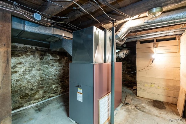 2458 Hess Rd, Newfane, NY 14008 - utilities featuring heating unit