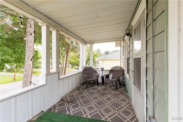 423 Highland Ave, Dewitt, NY 13057 - view of sunroom / solarium