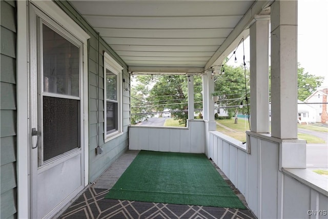 423 Highland Ave, Dewitt, NY 13057 - view of unfurnished sunroom