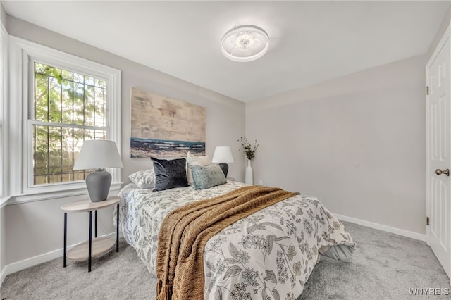 112 Southgate Rd, Cheektowaga, NY 14215 - bedroom featuring carpet flooring and baseboards