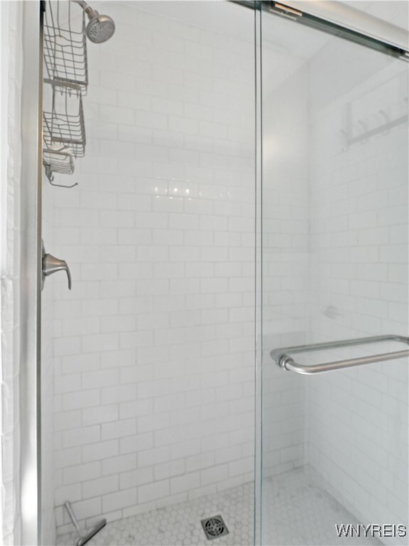 479 W W Fry, Buffalo, NY 14213