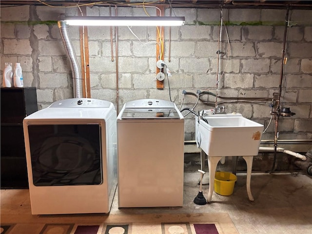 20-22 N Belmont Cir, Oneonta, NY 13820 - laundry area featuring independent washer and dryer and concrete block wall