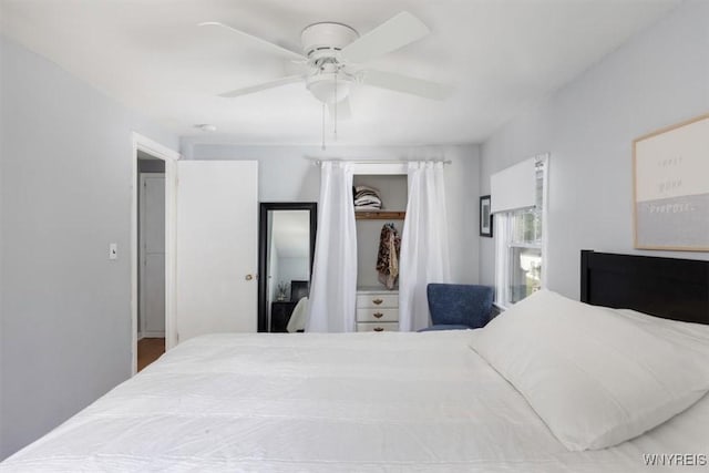 451 Moore Ave, Tonawanda, NY 14223 - bedroom with ceiling fan