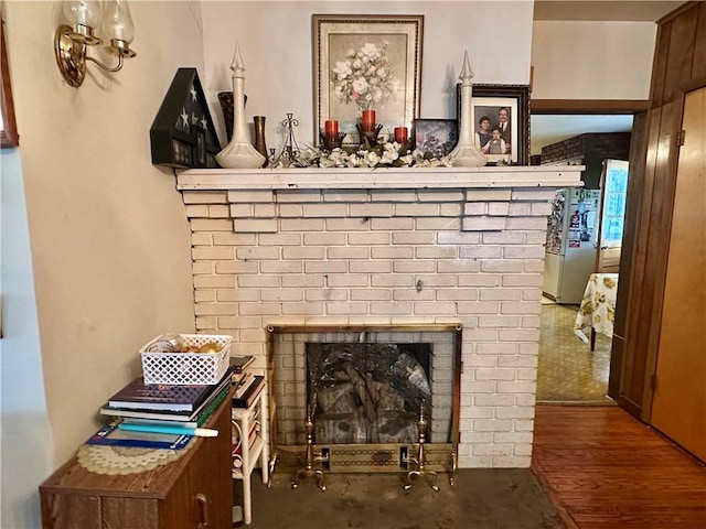 750 Reservoir St, Elmira City, NY 14905 - detailed view of a fireplace and wood finished floors