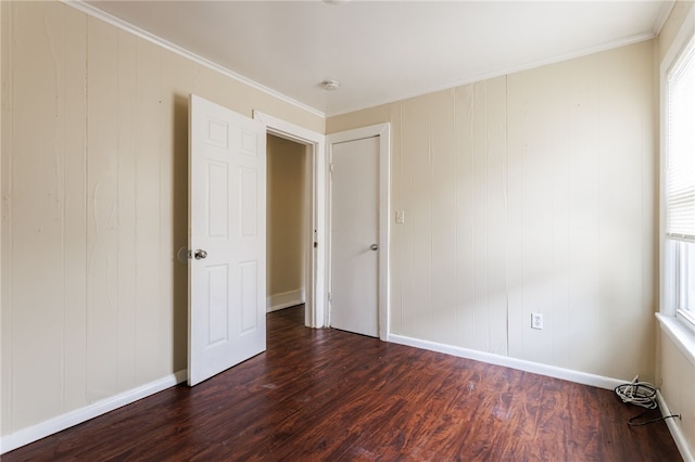 900-902 S Plymouth Ave, Rochester, NY 14608 - empty room featuring dark wood-type flooring and crown molding