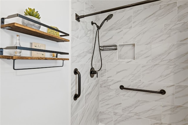 158 Round Pond Ln, Greece, NY 14626 - detailed view of tiled shower