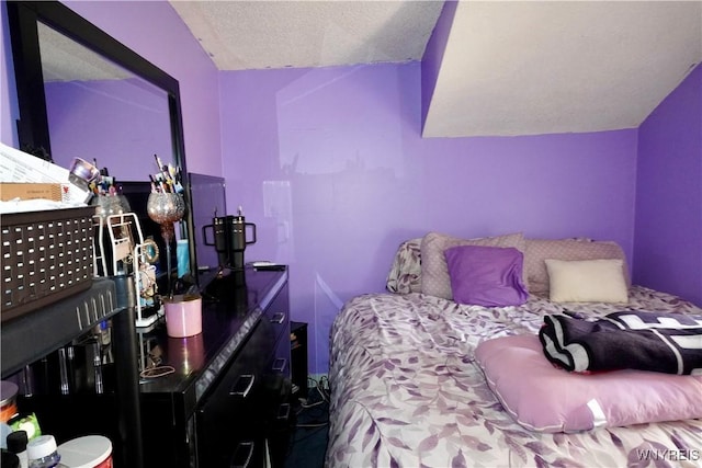 104 Argus St, Buffalo, NY 14207 - bedroom featuring a textured ceiling