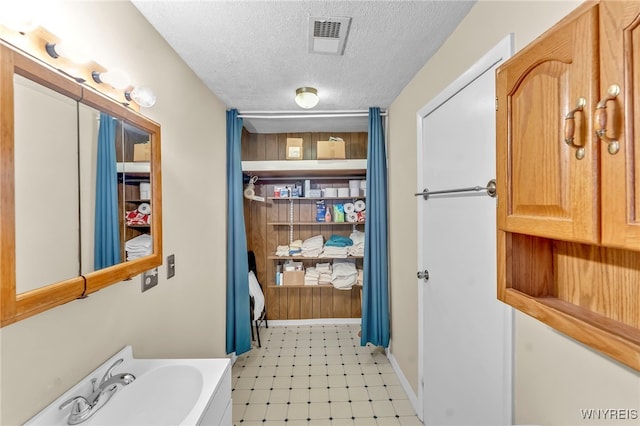 6689 Prescott Dr, Evans, NY 14047 - photo 12