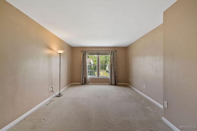 6543 Emily Ln, Lockport Town, NY 14094 - photo 16