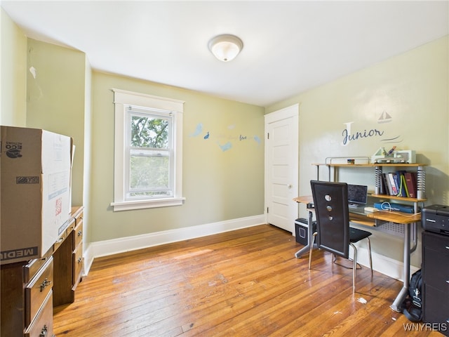 125 Phyllis Ave, Buffalo, NY 14215 - office with light wood-type flooring and baseboards