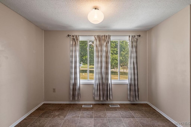 1170 Peppertree Dr, Evans, NY 14047 - photo 10
