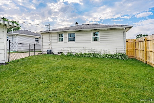 24 Ceil Dr, Cheektowaga, NY 14227 - back of house
