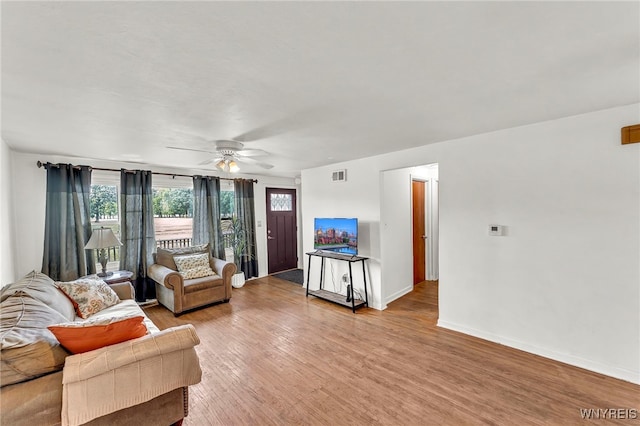 302 Midland Ave, Tonawanda, NY 14223 - living area featuring light wood-style flooring and a ceiling fan