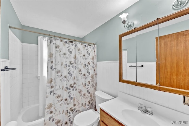 302 Midland Ave, Tonawanda, NY 14223 - full bathroom with a wainscoted wall, vanity, and shower / bathtub combination with curtain
