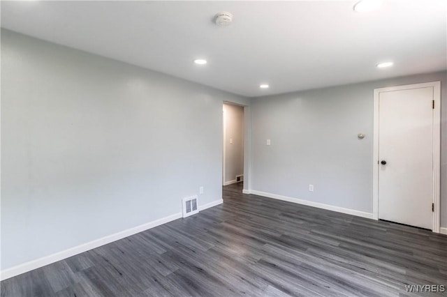370 W W Girard Blvd, Tonawanda, NY 14217 - unfurnished room featuring recessed lighting, dark wood-type flooring, and a smoke detector