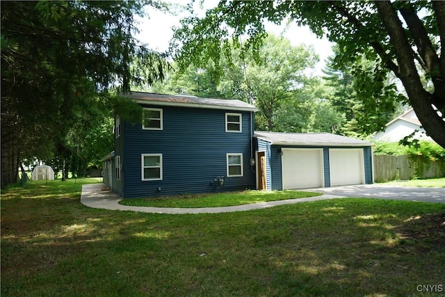7545 River Rd, Lysander, NY 13027 - view of front of home with a detached garage