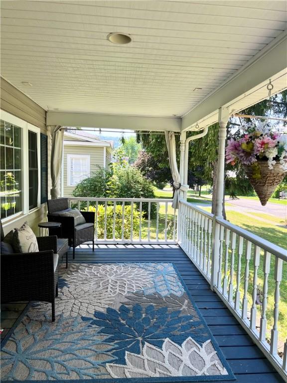 110 Mcmaster St, Bath, NY 14810 - view of porch
