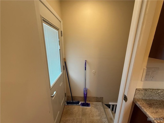 31 Noel Dr, Amherst, NY 14221 - bathroom with vanity