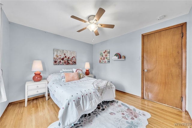 94 N Seine Dr, Cheektowaga, NY 14227 - bedroom featuring light wood finished floors and a ceiling fan