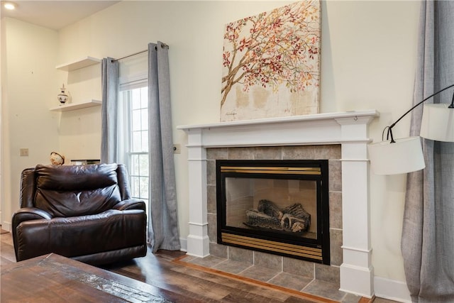 203 Upland Run, Horseheads, NY 14845 - living area with wood finished floors and a fireplace