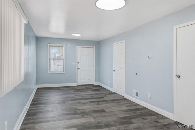 40 Decker St, Buffalo, NY 14215 - foyer entrance featuring baseboards and dark wood finished floors