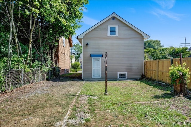 40 Decker St, Buffalo, NY 14215 - rear view of property
