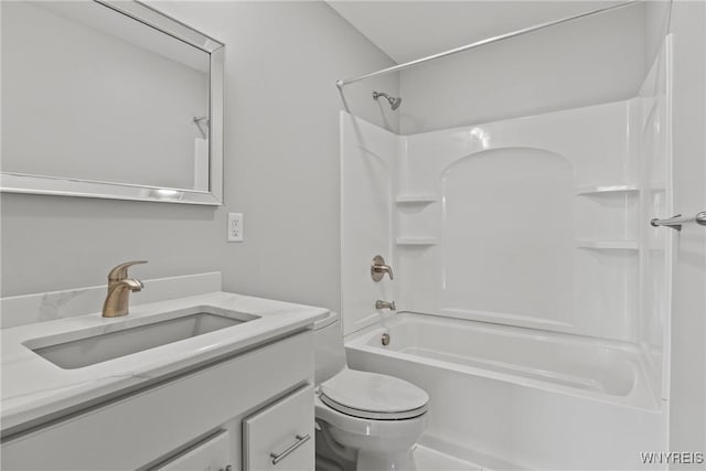 29 Raine Dr, Amherst, NY 14221 - full bath featuring vanity and shower / tub combination